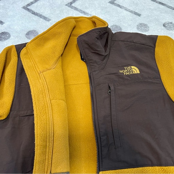 North face Denali jacket (men, small) - Picture 3 of 5